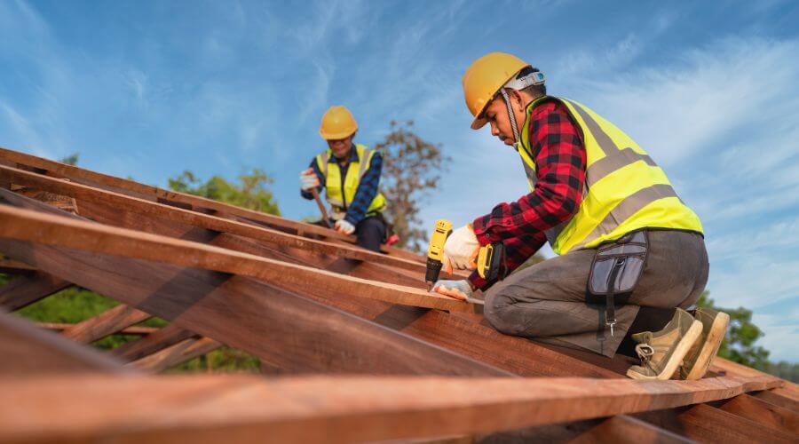 Professional Flat Roofing Installation services in Reynolds, IN